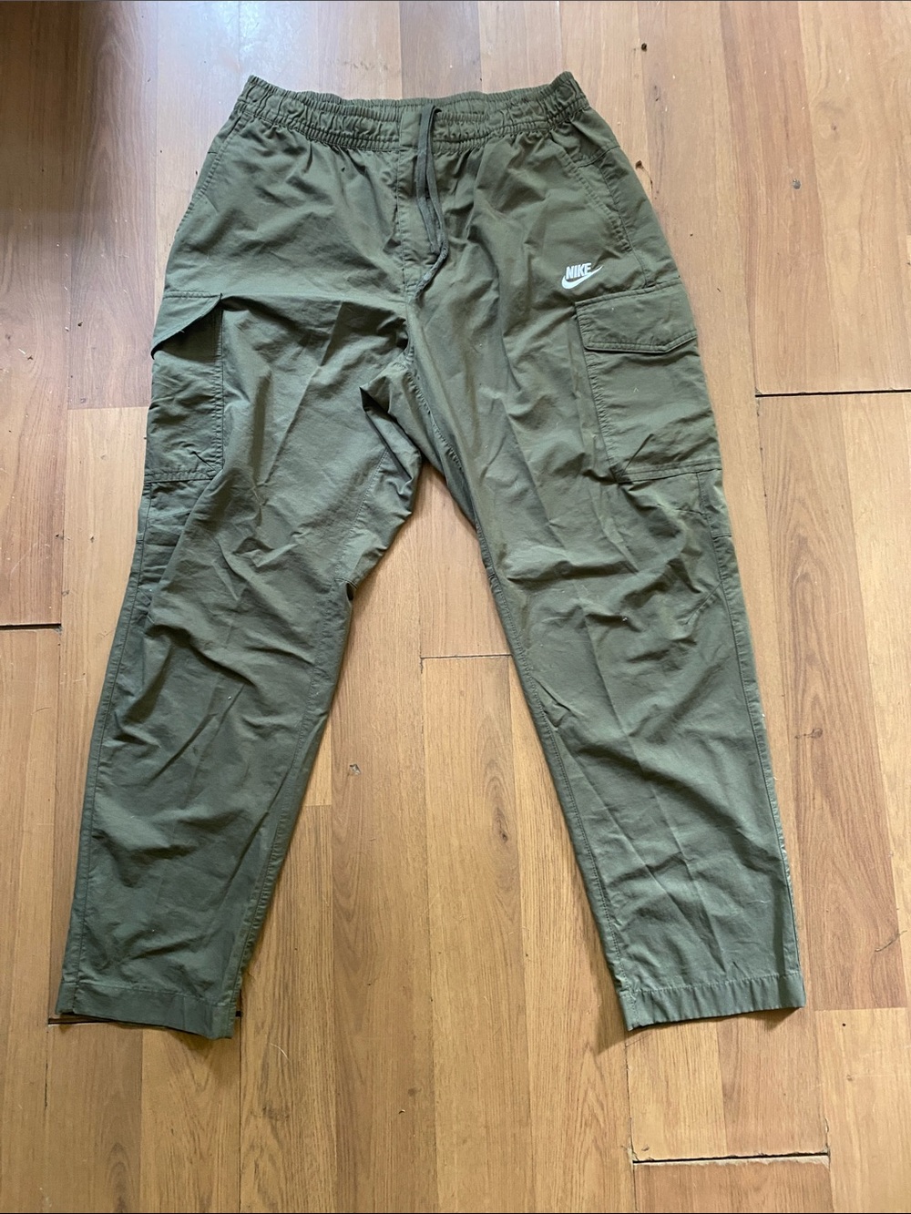 Nike Men’s Olive Green Cargo Joggers
